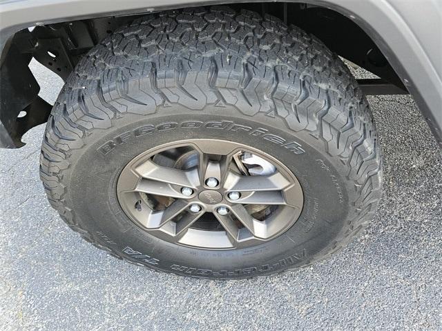 used 2020 Jeep Wrangler Unlimited car, priced at $27,046