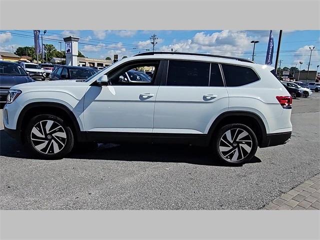 new 2024 Volkswagen Atlas car, priced at $44,801