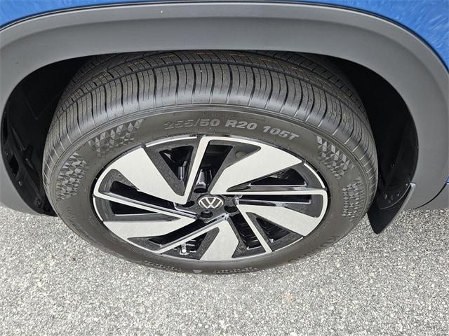 new 2026 Volkswagen Atlas car, priced at $46,362