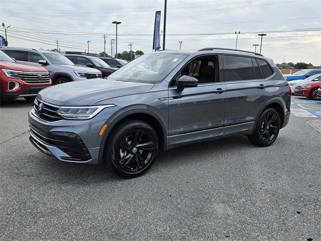 new 2024 Volkswagen Tiguan car, priced at $38,731