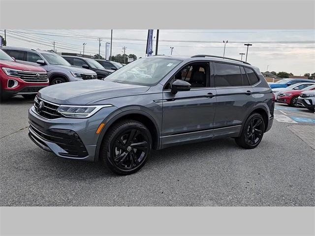 new 2024 Volkswagen Tiguan car, priced at $38,731