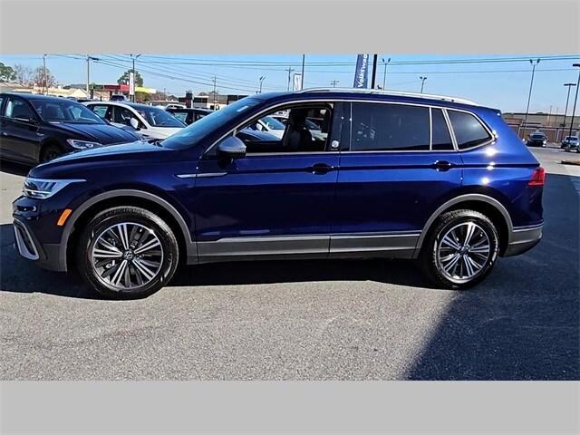 new 2024 Volkswagen Tiguan car, priced at $34,666