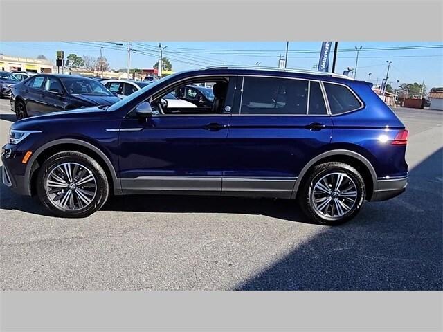 new 2024 Volkswagen Tiguan car, priced at $34,666