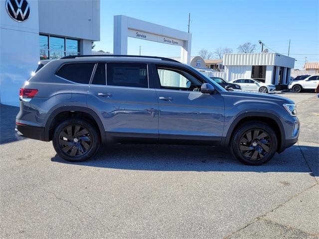 new 2025 Volkswagen Atlas car, priced at $44,925