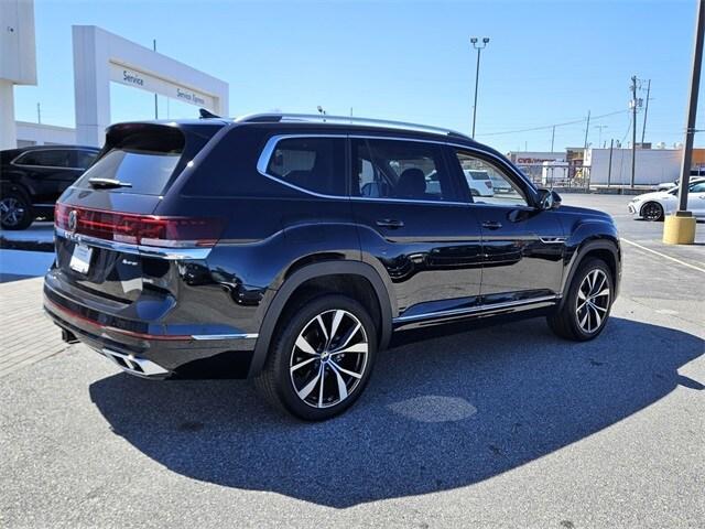 new 2025 Volkswagen Atlas car, priced at $54,331
