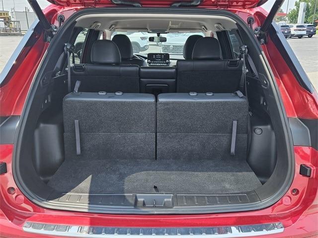used 2024 Mitsubishi Outlander car, priced at $27,997