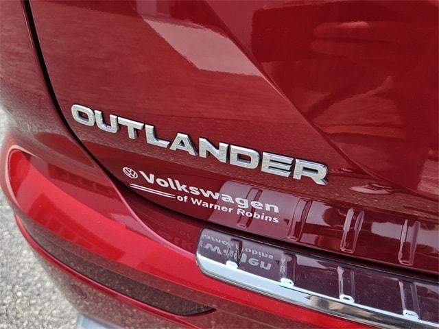 used 2024 Mitsubishi Outlander car, priced at $28,227