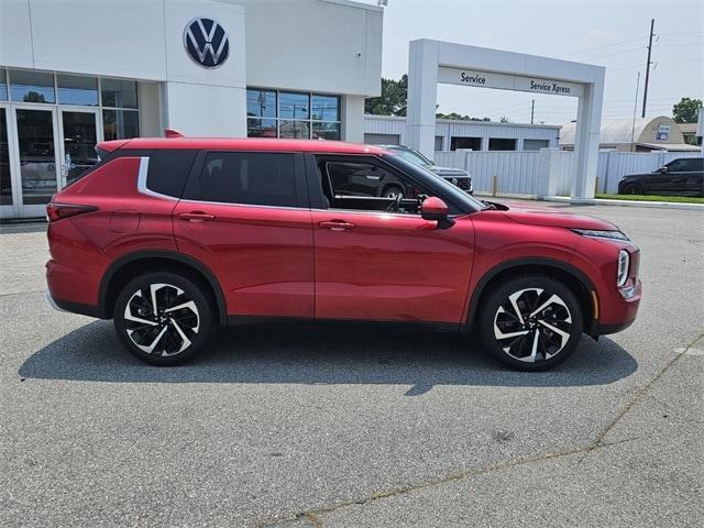 used 2024 Mitsubishi Outlander car, priced at $28,227