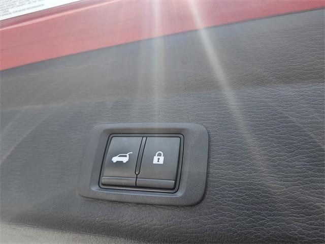 used 2024 Mitsubishi Outlander car, priced at $28,227