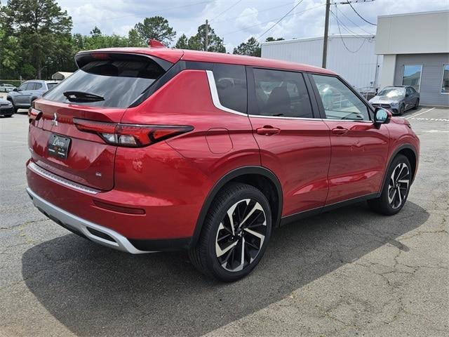 used 2024 Mitsubishi Outlander car, priced at $28,999