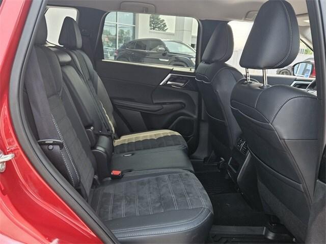 used 2024 Mitsubishi Outlander car, priced at $28,227