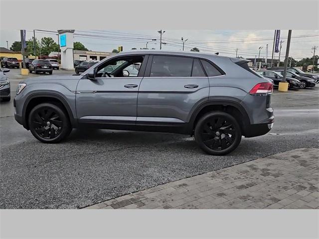 new 2024 Volkswagen Atlas Cross Sport car, priced at $42,086