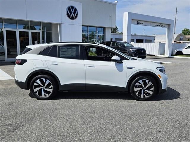 new 2025 Volkswagen ID.4 car, priced at $47,261