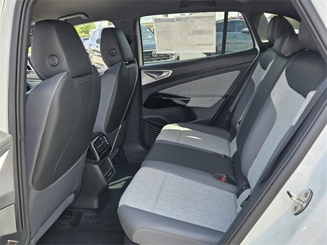 new 2025 Volkswagen ID.4 car, priced at $47,261