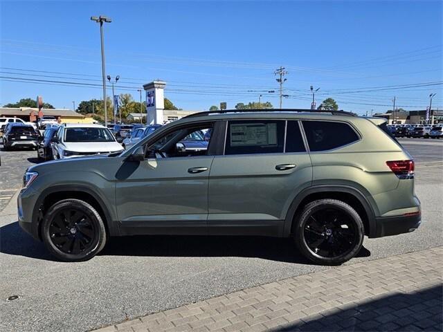 new 2026 Volkswagen Atlas car, priced at $45,638