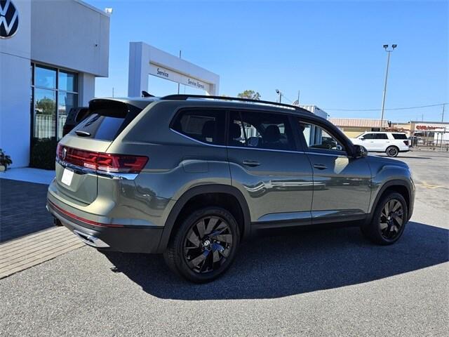 new 2026 Volkswagen Atlas car, priced at $45,638
