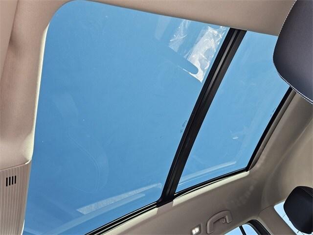 new 2026 Volkswagen Atlas car, priced at $45,638