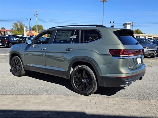 new 2026 Volkswagen Atlas car, priced at $45,638