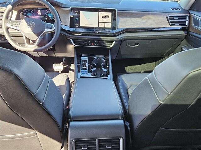 new 2026 Volkswagen Atlas car, priced at $45,638