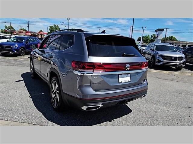 new 2024 Volkswagen Atlas car, priced at $41,391