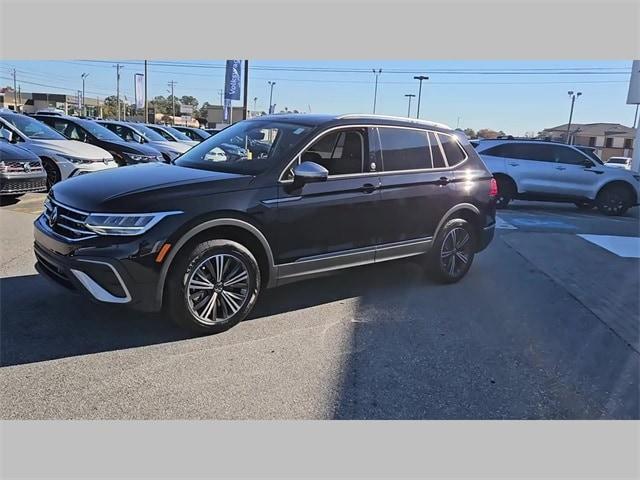 new 2024 Volkswagen Tiguan car, priced at $34,666