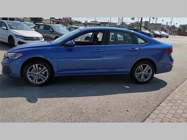 new 2024 Volkswagen Jetta car, priced at $26,560