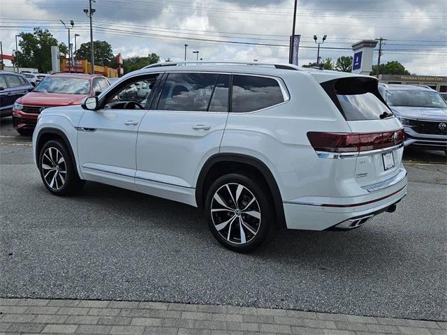 new 2024 Volkswagen Atlas car, priced at $56,096