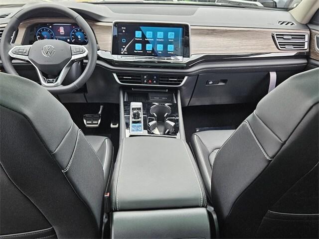 new 2026 Volkswagen Atlas car, priced at $54,998