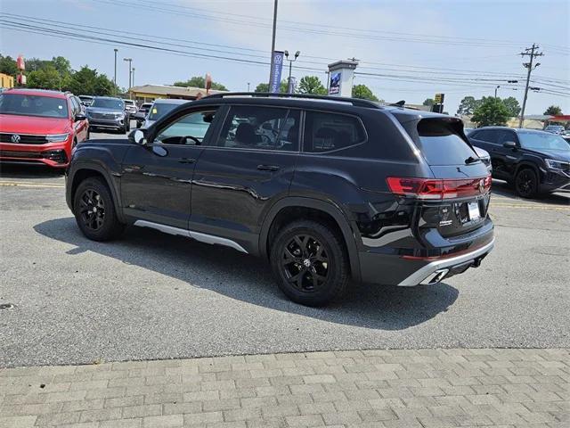 new 2024 Volkswagen Atlas car, priced at $49,551