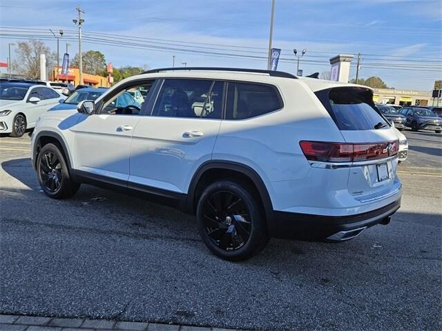 new 2025 Volkswagen Atlas car, priced at $43,431