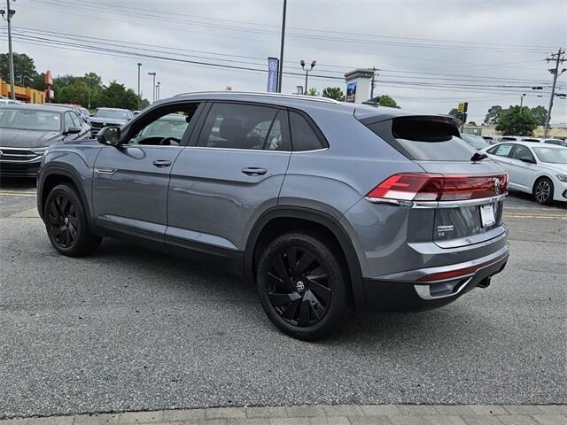 new 2024 Volkswagen Atlas Cross Sport car, priced at $42,011