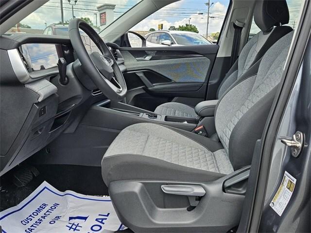 new 2025 Volkswagen Tiguan car, priced at $30,011