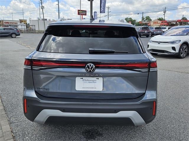new 2025 Volkswagen Tiguan car, priced at $30,011
