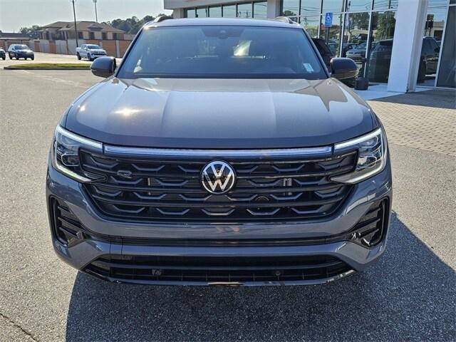 new 2026 Volkswagen Atlas Cross Sport car, priced at $53,688