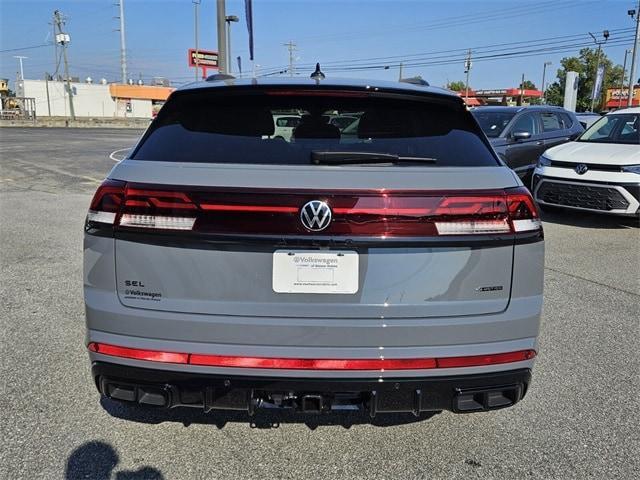 new 2026 Volkswagen Atlas Cross Sport car, priced at $53,688