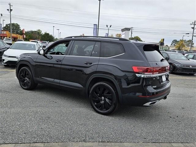 new 2024 Volkswagen Atlas car, priced at $42,591