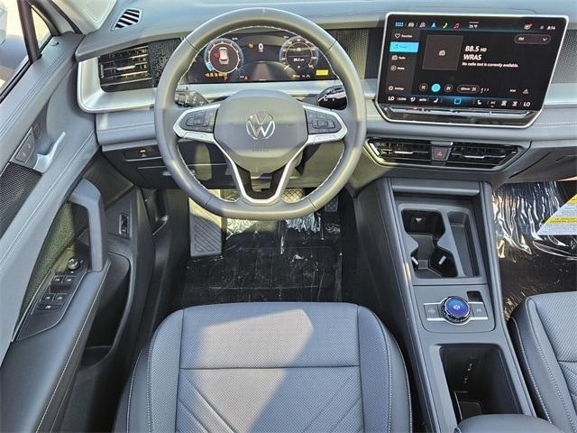 new 2025 Volkswagen Tiguan car, priced at $35,287