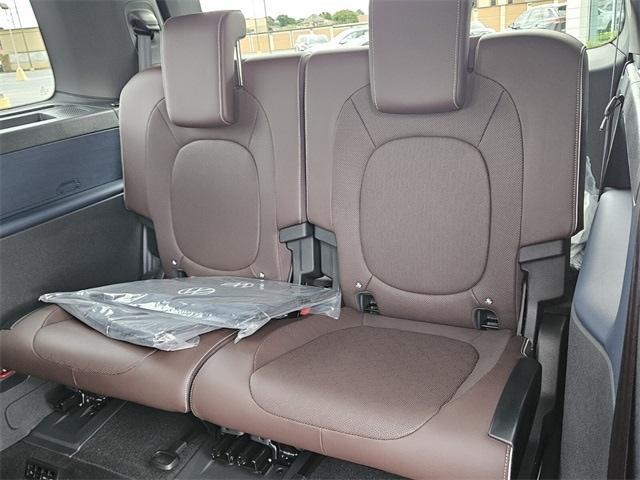 new 2025 Volkswagen ID. Buzz car, priced at $65,685