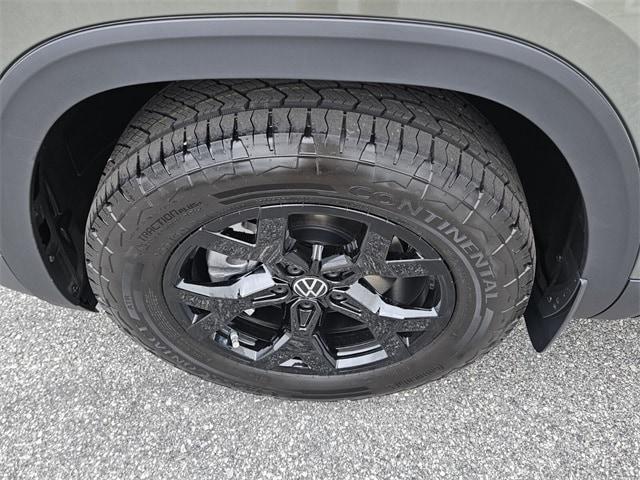 new 2026 Volkswagen Atlas car, priced at $48,604