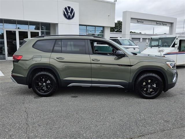 new 2026 Volkswagen Atlas car, priced at $48,604