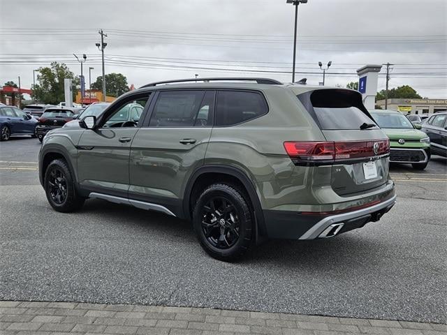 new 2026 Volkswagen Atlas car, priced at $48,604