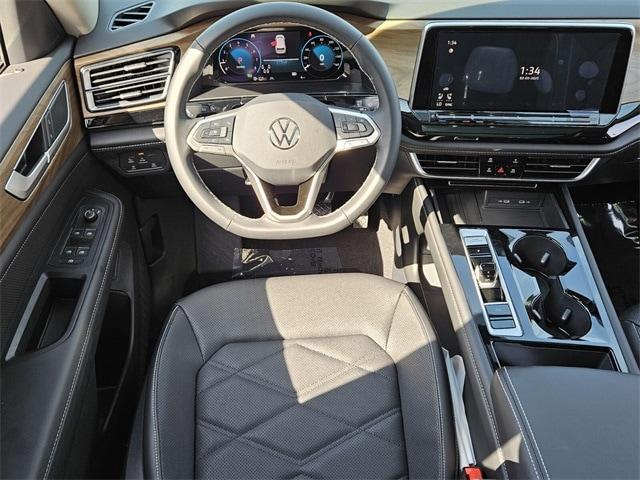 new 2025 Volkswagen Atlas car, priced at $47,052