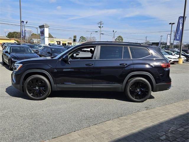 new 2025 Volkswagen Atlas car, priced at $47,052