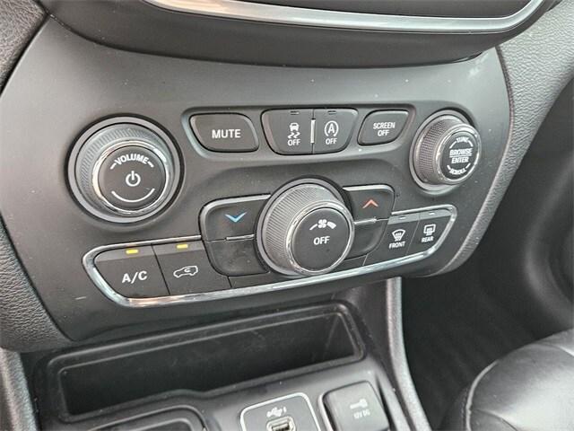 used 2021 Jeep Cherokee car, priced at $16,995