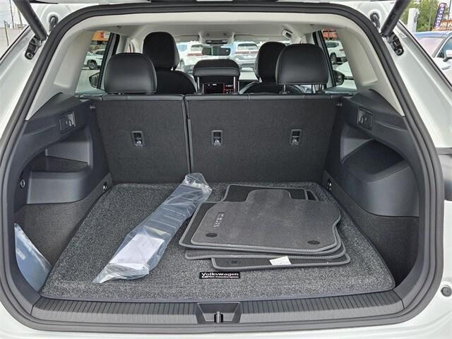 new 2025 Volkswagen Tiguan car, priced at $32,889