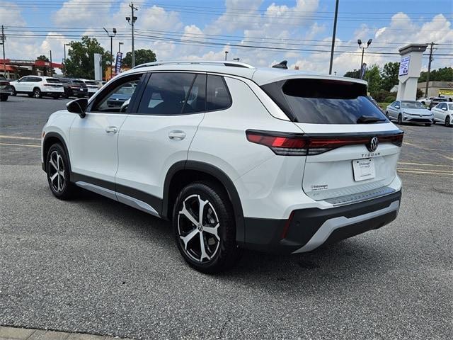 new 2025 Volkswagen Tiguan car, priced at $32,889
