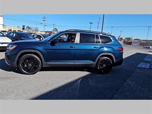 used 2022 Volkswagen Atlas car, priced at $30,141