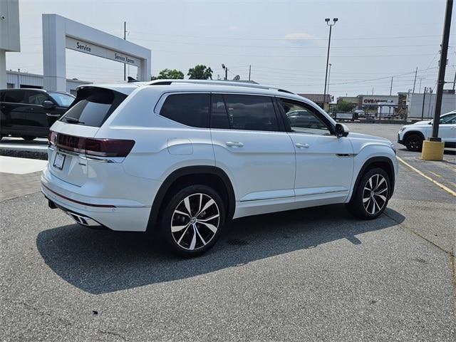new 2025 Volkswagen Atlas car, priced at $55,506