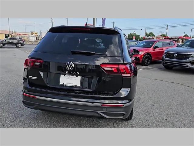 new 2024 Volkswagen Tiguan car, priced at $31,926