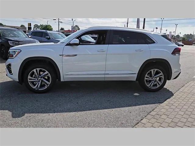 new 2024 Volkswagen Atlas Cross Sport car, priced at $52,346